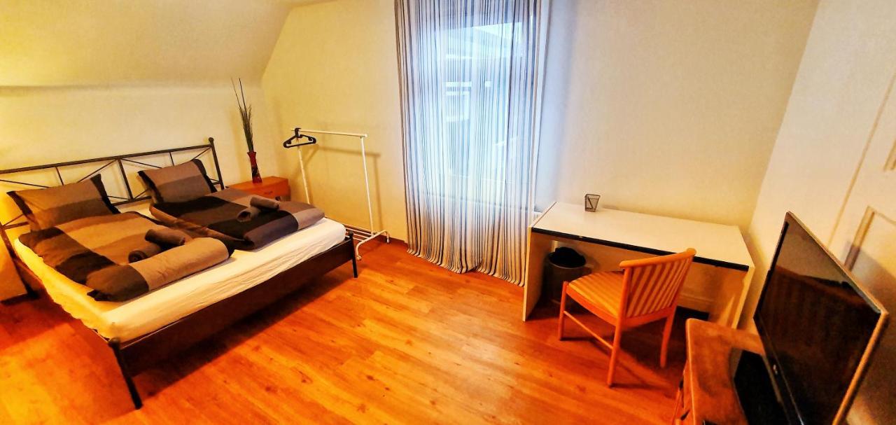 Sensi Living Apartment Pfaffikon  Bagian luar foto