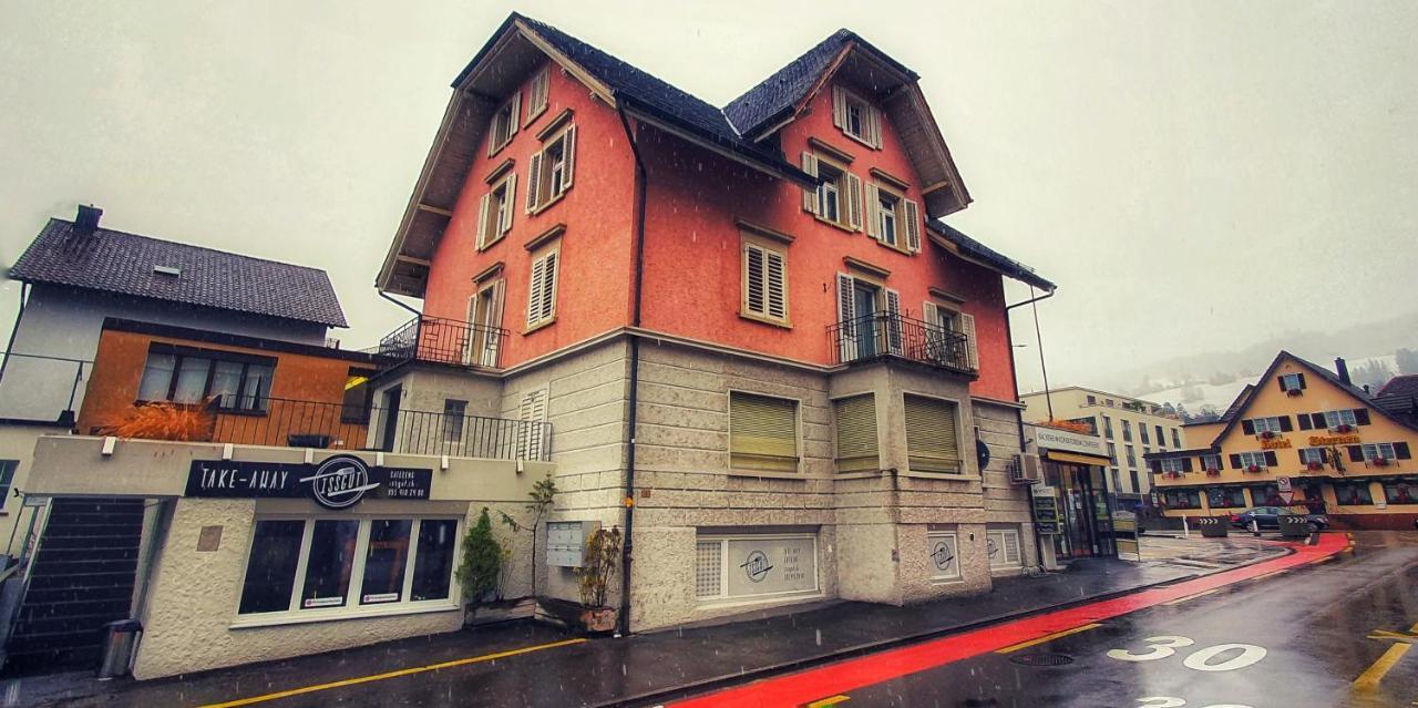 Sensi Living Apartment Pfaffikon  Bagian luar foto